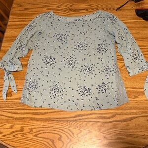 The Loft women’s 3/4 sleeve blouse small